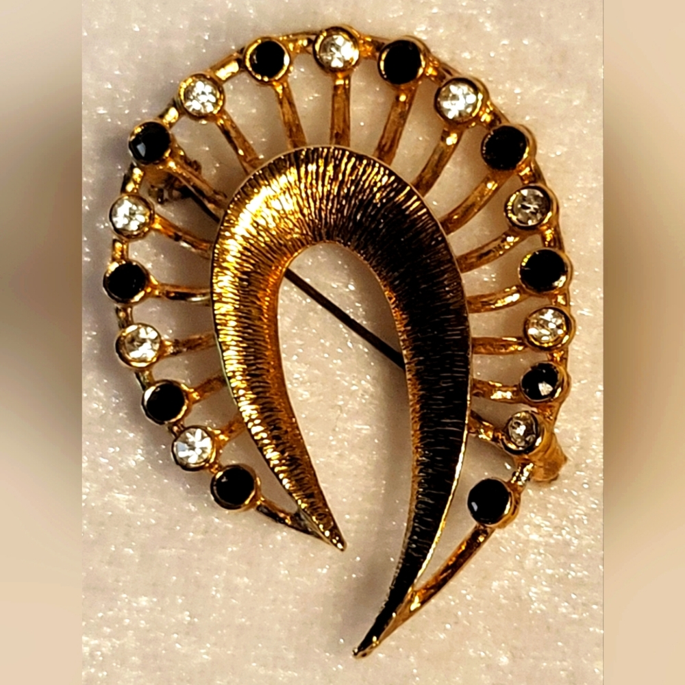 Vintage Black / Clear Rhinestone Goldtone Feather Style Brooch / Pin